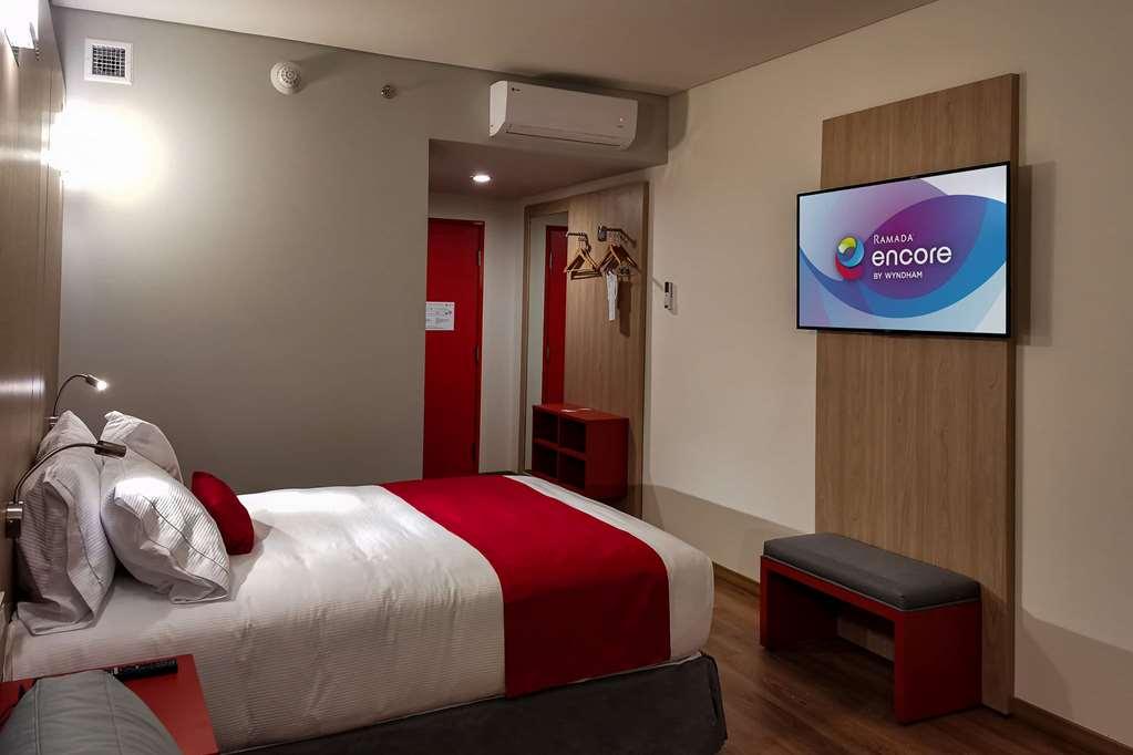 Ramada Encore By Wyndham Guadalajara Aeropuerto Las Pintas Room photo